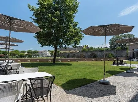 Du Roi & By Sowell Collection Otel 5*